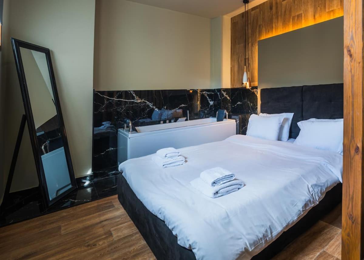 شقة Noho Boutique , Premium Living Dikeou 8 أثينا المظهر الخارجي الصورة